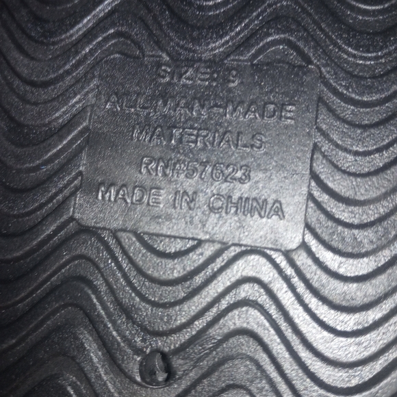 Just be silver snap on sandals size 6 - Picture 7 of 8